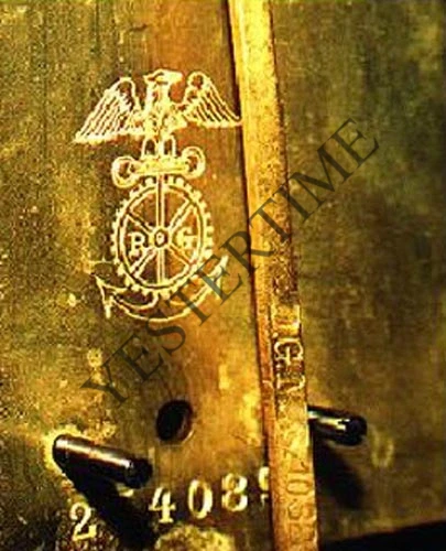 German Walnut-Cased Two-Weight Wall Regulator Clock - Image 3